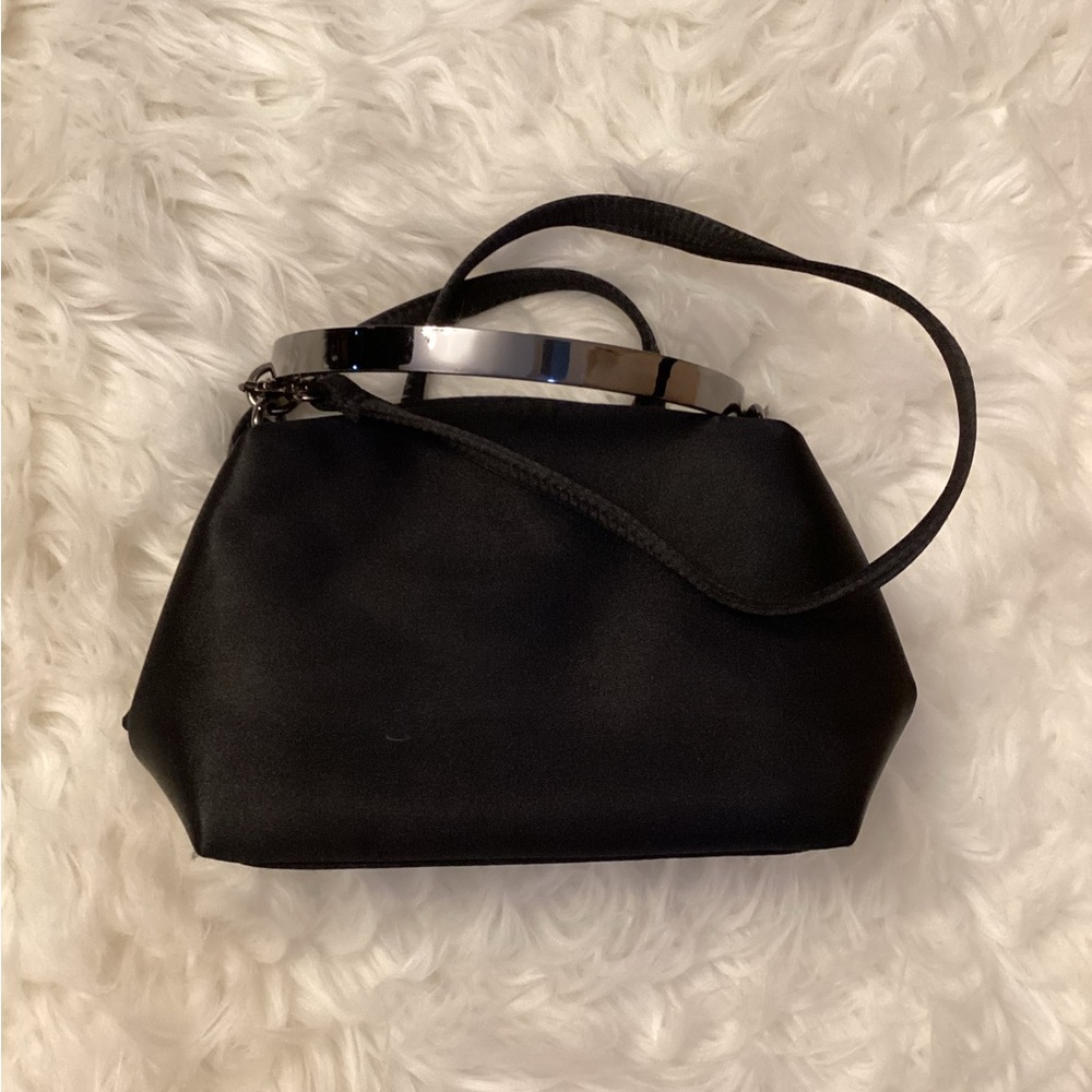 EVENING BLACK BAG METAL HANDLE/ CROSS BODY STRAP